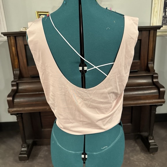 Women's Beige Padded Bralette - Size 2XL - Seamless & Comfortable Fit runs big - Picture 5 of 10